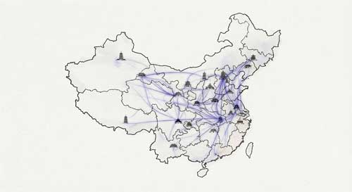 Ilustración simbólica de un mapa antiguo de China donde los templos se conectan mediante líneas luminosas modernas, representando la red viva del budismo contemporáneo estudiada por Dong Weikai