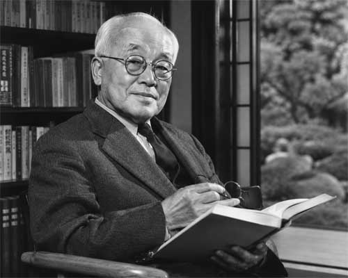 Retrato de Daisetz Teitaro Suzuki, maestro de filosofía Zen